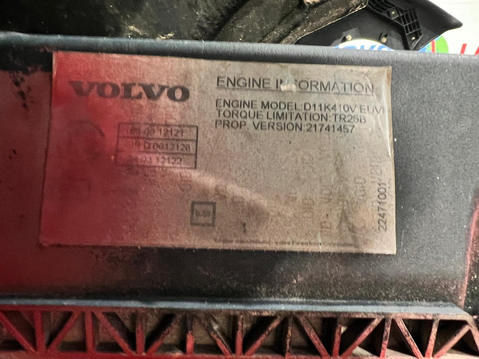 Volvo FMX 410 8×4 Day Cab Steel Tipper