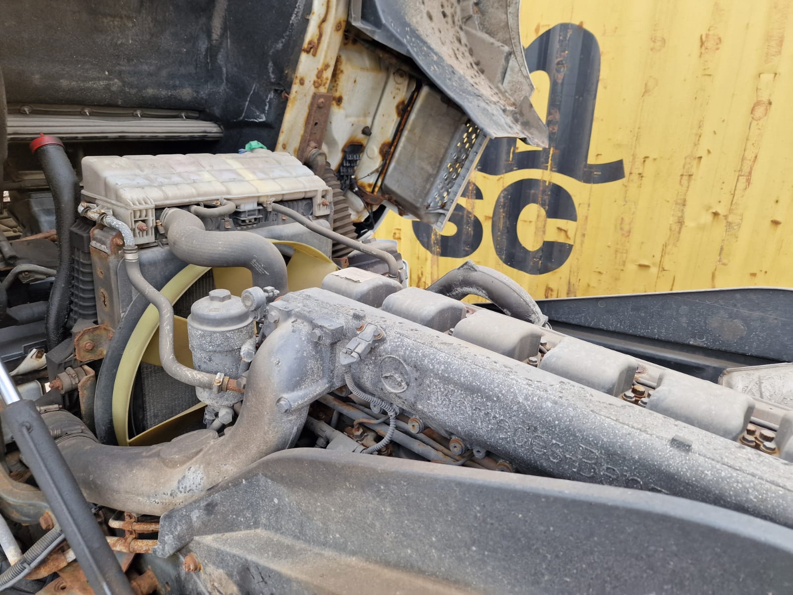 Mercedes 2543 6×2 10 Tyre Rear Lift Sleeper Cab Box Van