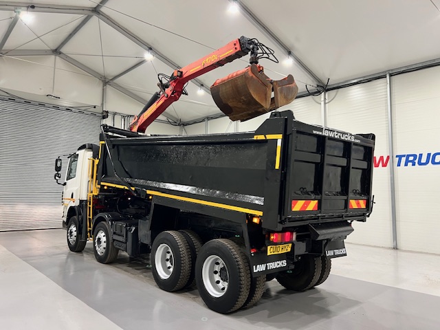 DAF CF85 360 8×4 Day Cab Steel Tipper Grab