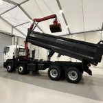 Hino 700 3241 8×4 Sleeper Cab Steel Tipper Grab - thumbnail