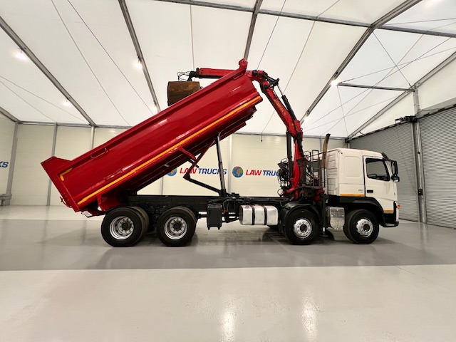 Volvo FM 400 8×4 Steel Tipper Grab Manual