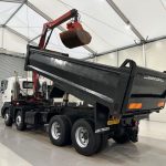 Hino 700 3241 8×4 Sleeper Cab Steel Tipper Grab - thumbnail