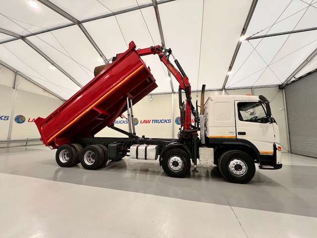 Volvo FM 400 8×4 Steel Tipper Grab Manual