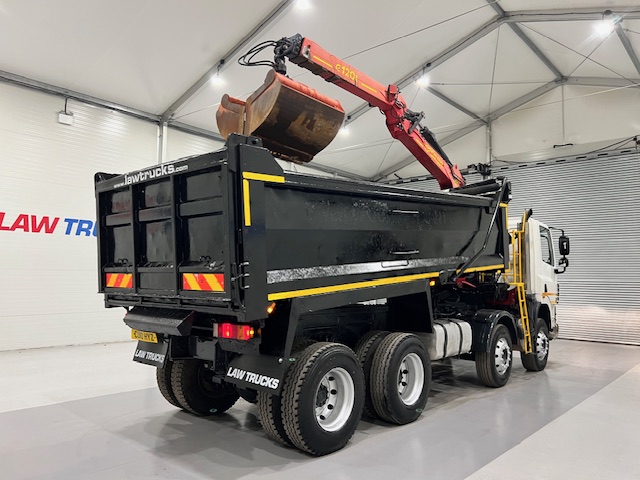 DAF CF85 360 8×4 Day Cab Steel Tipper Grab