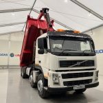 Volvo FM 400 8×4 Steel Tipper Grab Manual - thumbnail