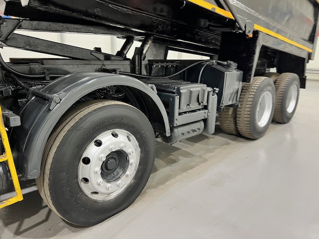 DAF CF85 360 8×4 Day Cab Steel Tipper Grab