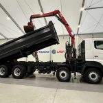 Hino 700 3241 8×4 Sleeper Cab Steel Tipper Grab - thumbnail