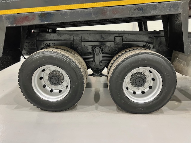 DAF CF85 360 8×4 Day Cab Steel Tipper Grab