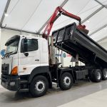Hino 700 3241 8×4 Sleeper Cab Steel Tipper Grab - thumbnail