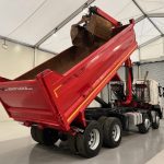 Volvo FM 400 8×4 Steel Tipper Grab Manual - thumbnail