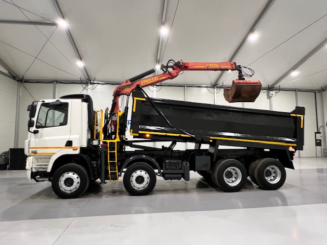 DAF CF85 360 8×4 Day Cab Steel Tipper Grab