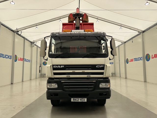 DAF CF85 410 8×4 Day Cab Steel Tipper Grab