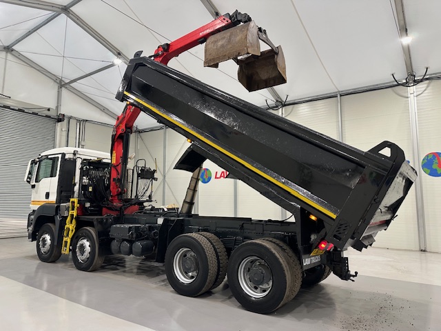 MAN TGS 35.360 8×4 Day Cab Steel Tipper Grab
