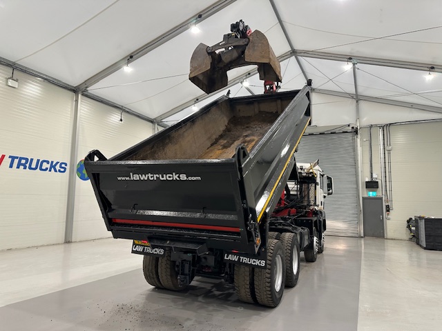 MAN TGS 35.360 8×4 Day Cab Steel Tipper Grab