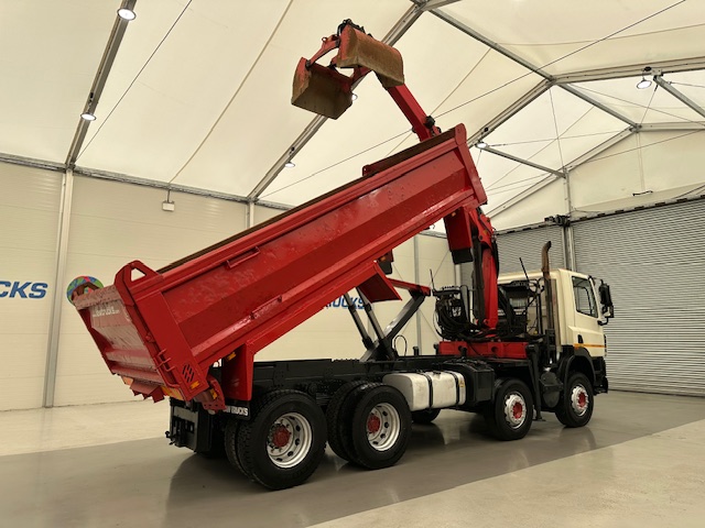 DAF CF85 410 8×4 Day Cab Steel Tipper Grab