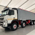 Volvo FM 380 8×4 Day Cab Tipper - thumbnail