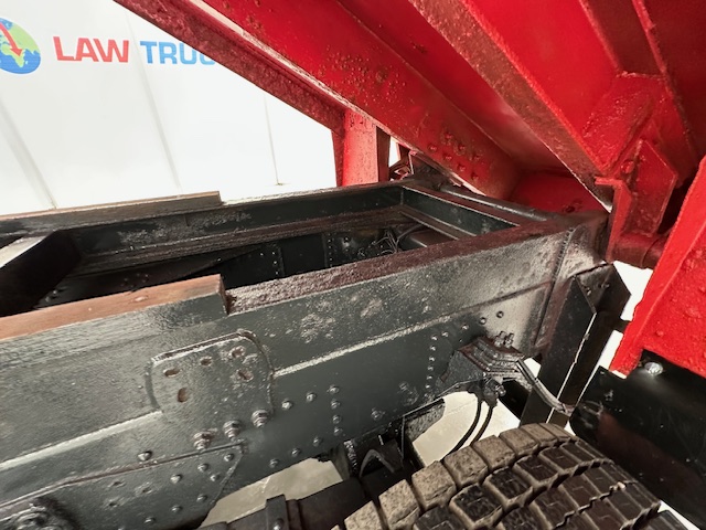 DAF CF85 410 8×4 Day Cab Steel Tipper Grab