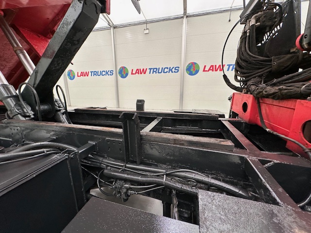 DAF CF85 410 8×4 Day Cab Steel Tipper Grab