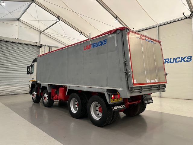 Volvo FM 380 8×4 Day Cab Tipper