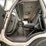 Volvo FM 380 8×4 Day Cab Tipper - thumbnail