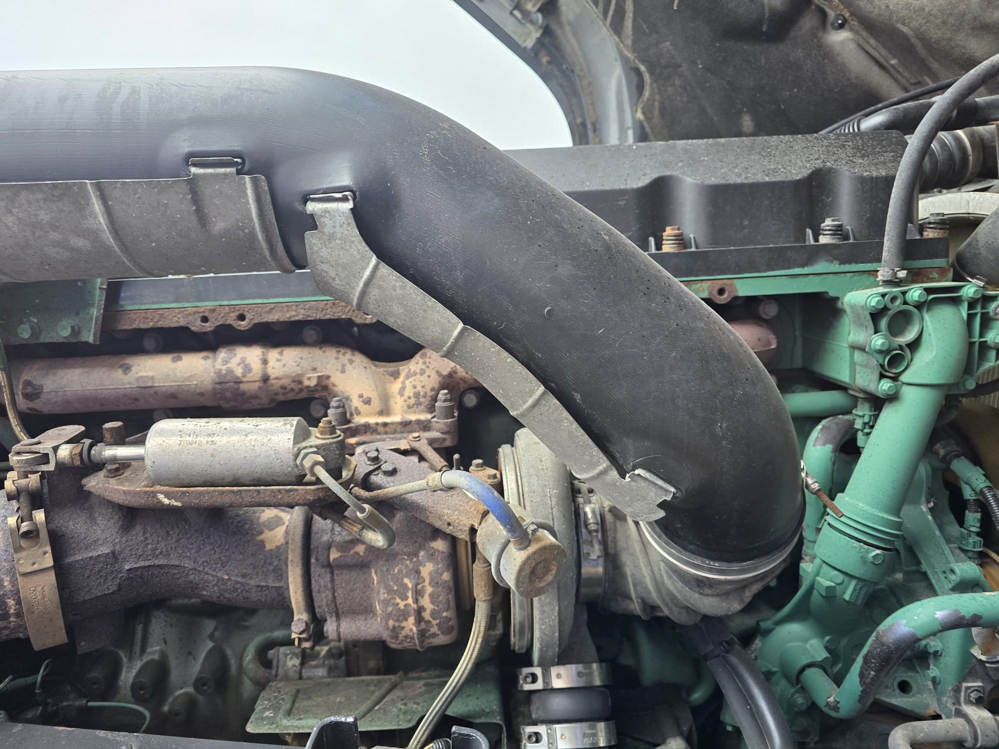 Volvo FH 460 6×2 Midlift Tractor Unit PTO