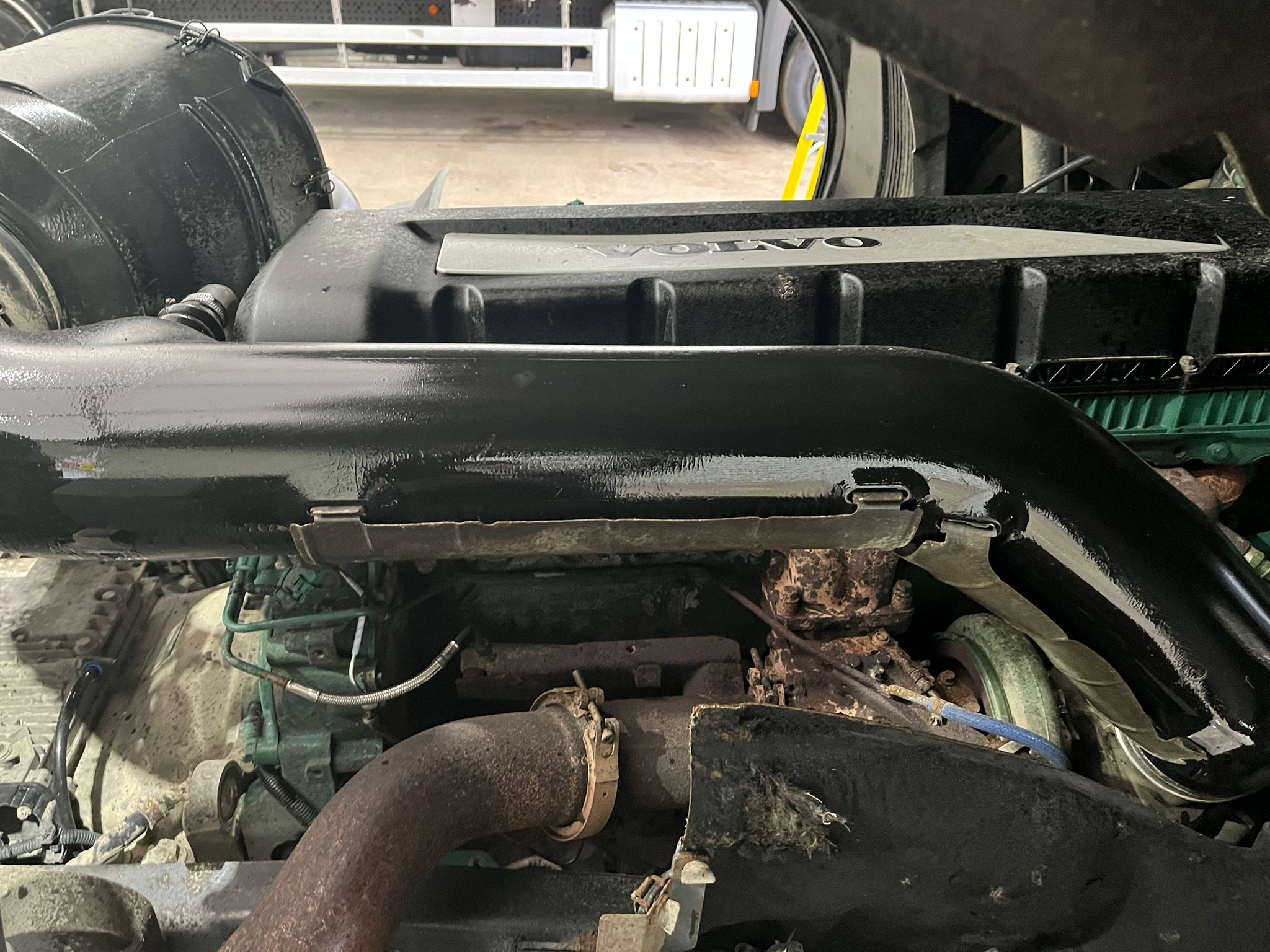 Volvo FH 500 6×2 Midlift Tractor Unit