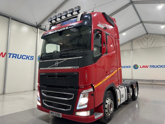Volvo FH 500 6×2 Sleeper Cab Tractor Unit