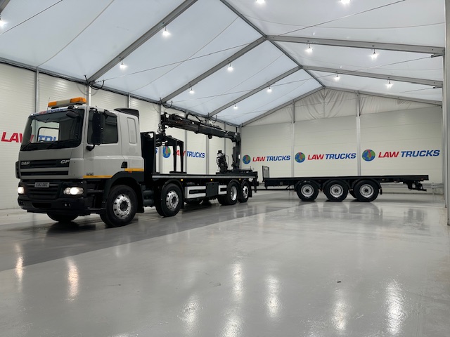 DAF CF85 360 8×2 Flatbed Brick Grab Drawbar