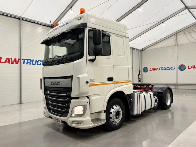 DAF XF 440 6×2 Midlift Tractor Unit PTO