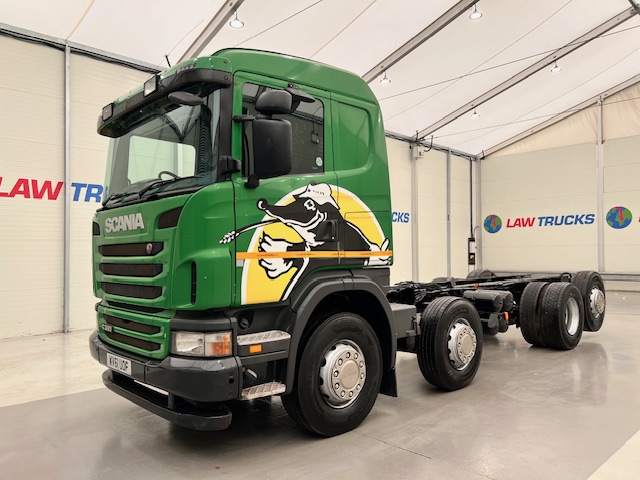 Scania G360 8×2 Sleeper Chassis Cab