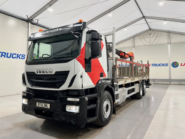 Iveco Stralis 310 6×2 Dropside Brick Grab