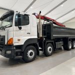 Hino 700 3241 8×4 Sleeper Cab Steel Tipper Grab - thumbnail