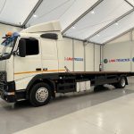 Volvo FH12 420 4×2 Caravan Transporter - thumbnail