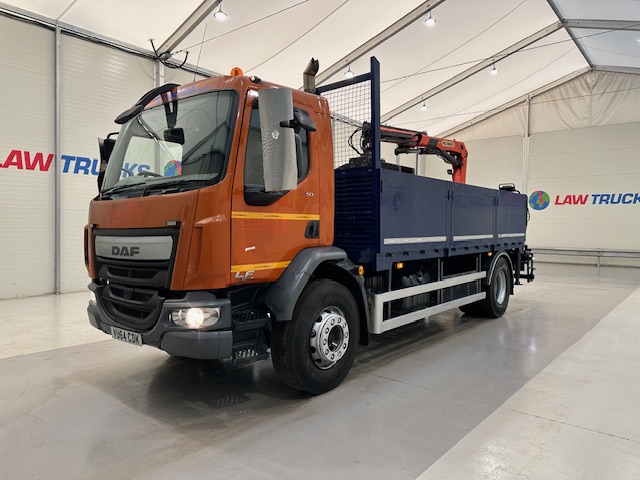 DAF LF 220 Day Cab Dropside Brick Grab
