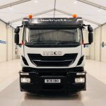 Iveco Stralis 310 Euro 6 6×2 Dropside Brick Grab - thumbnail