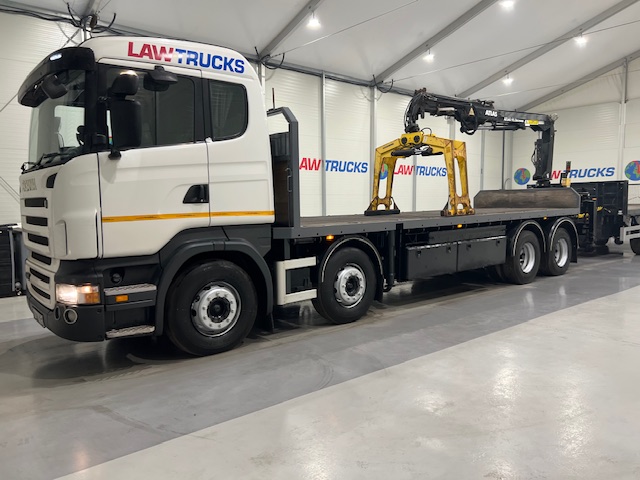 Scania R420 8×2 Rear Lift Brick Grab Drawbar