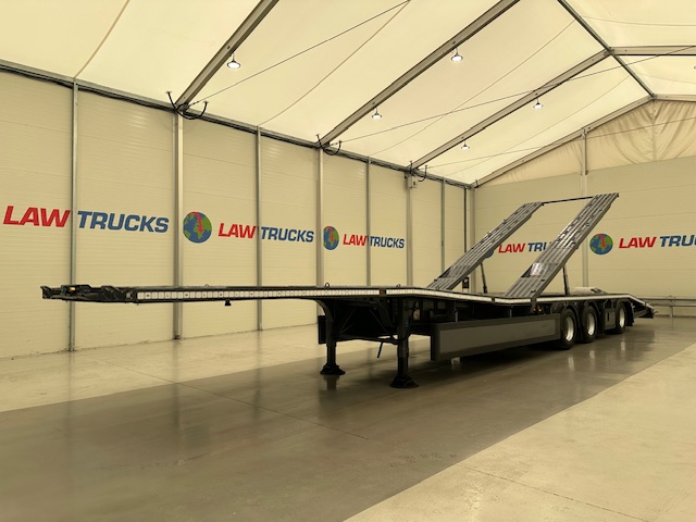 SDC Tri Axle Kicker Vehicle Carrier Lowloader