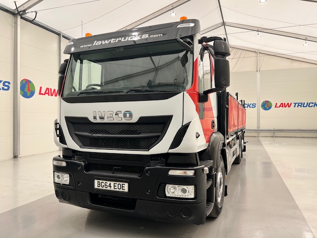 Iveco Stralis 310 6×2 Dropside Brick Grab