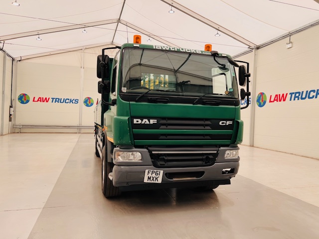 DAF CF75 310 Rear Lift Day Cab Dropside Brick Grab