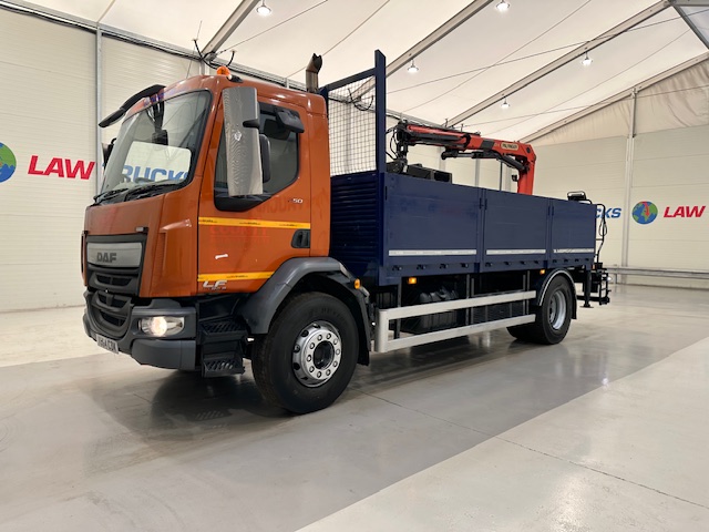 DAF LF 220 Day Cab Dropside Brick Grab