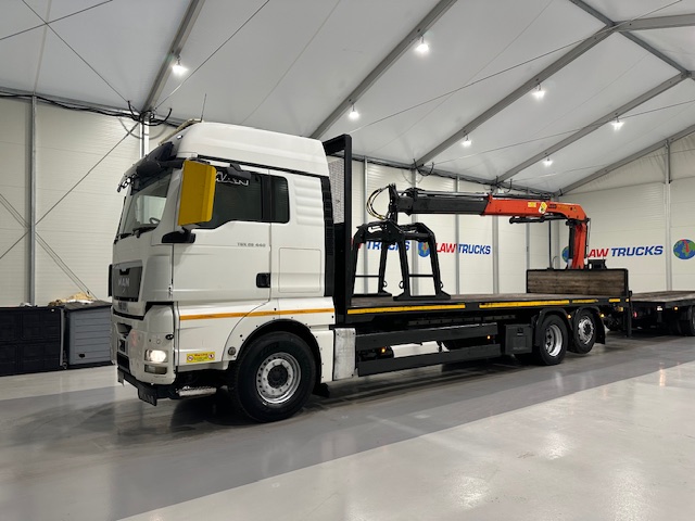 MAN TGX 26.440 6×2 Brick Grab Drawbar