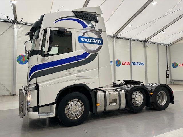 Volvo FH 500 6×2 Tractor Unit Safari Edition