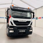 Iveco Stralis 310 Euro 6 6×2 Flatbed Brick Grab - thumbnail
