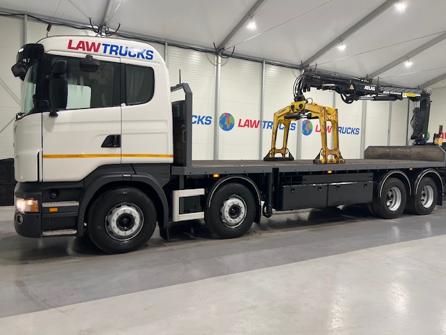Scania R420 8×2 Rear Lift Brick Grab Drawbar