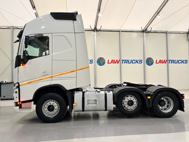 Volvo FH 500 6×2 Midlift Tractor Unit