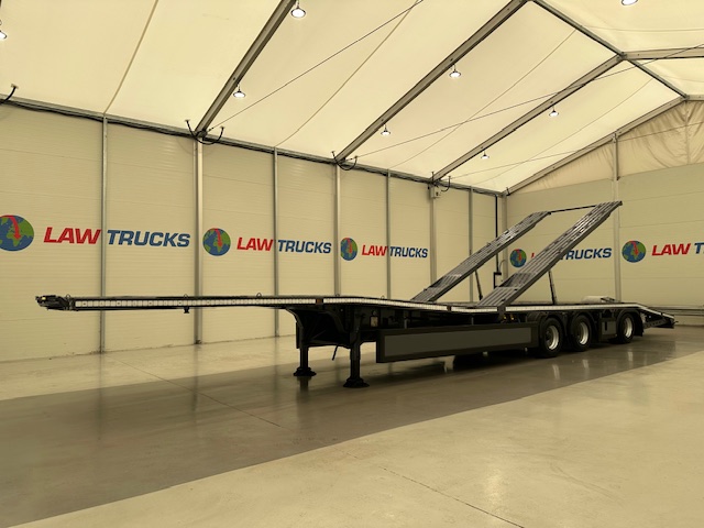 SDC Tri Axle Kicker Vehicle Carrier Lowloader