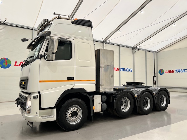 Volvo FH 540 8×4 Sleeper Cab Tractor Unit Manual