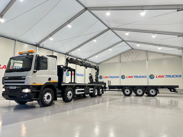 DAF CF85 360 8×2 Flatbed Brick Grab Drawbar