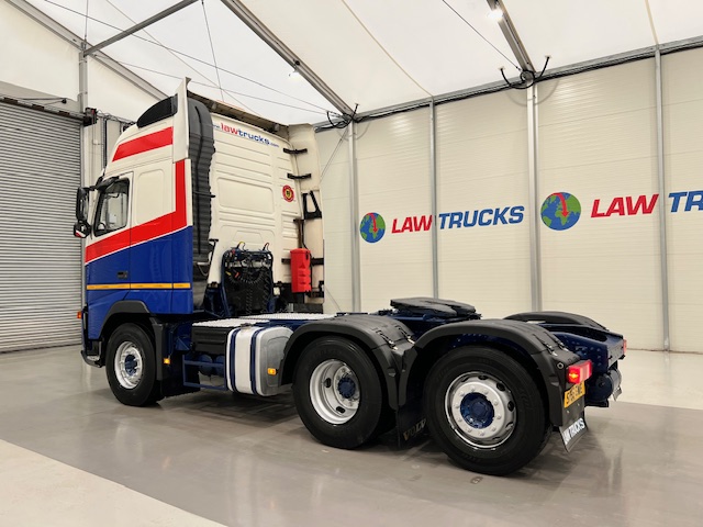 Volvo FH 480 6×2 Rear Lift Tractor Unit