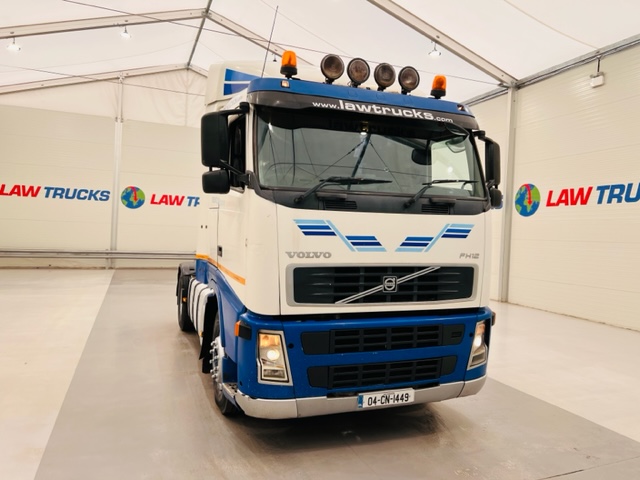 Volvo FH12 420 4×2 Sleeper Cab Tractor Unit